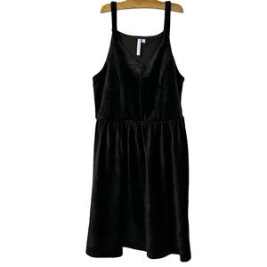 Good‎ Luck Girl Black Velvet Ribbed Dress